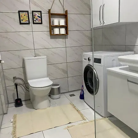 아파트 1005 Spacious 3 1 And Close To Consulates *