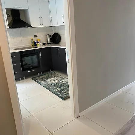 Appartamento 1005 Spacious 3 1 And Close To Consulates